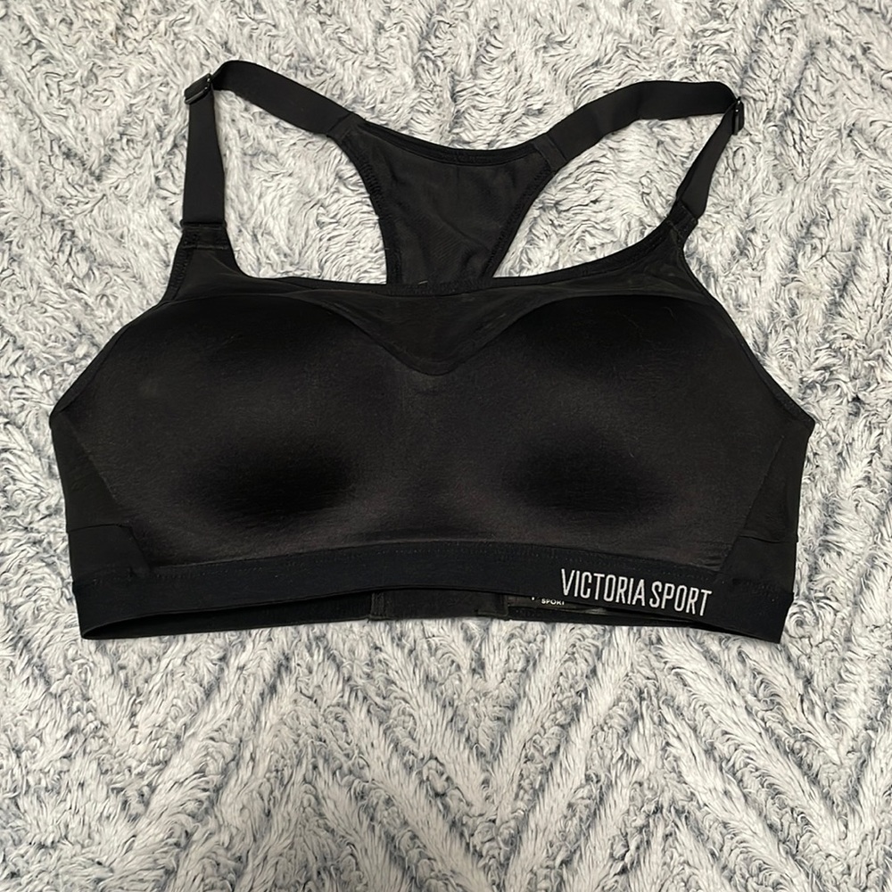 Victoria secret sports bra size 34C